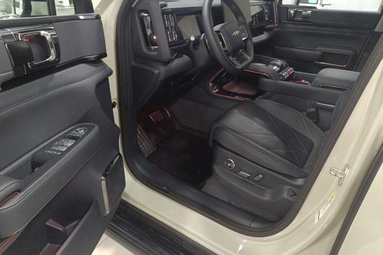 Used Formula Leopard Leopard 5 2025 TianShen Intelligent Driving Ultra Edition