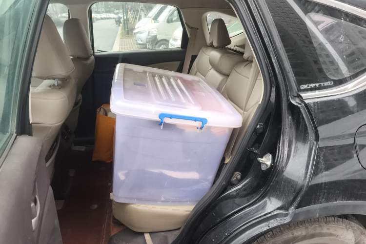 Used Honda CR-V 2012 2.0L two-wheel drive urban version