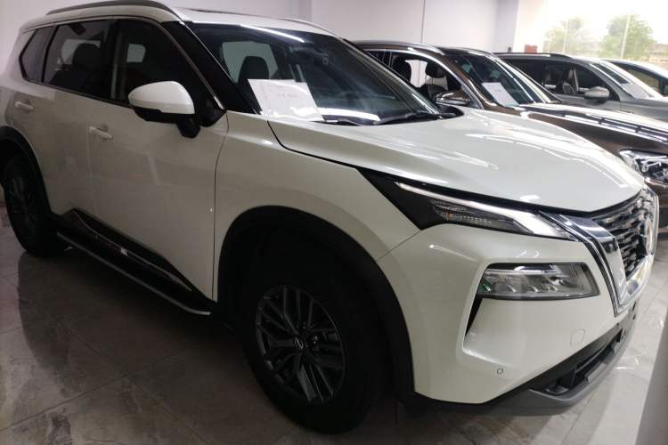 Used Nissan X-Trail 2021 VC-Turbo 300 CVT 2WD Luxury Edition Exterior 1