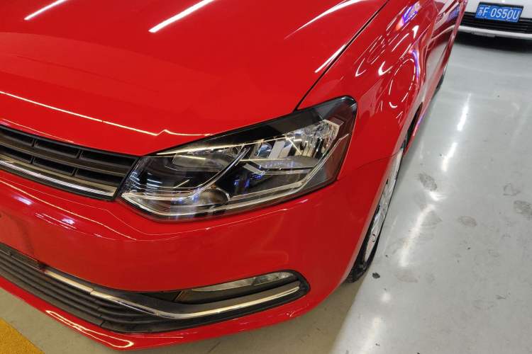 Used Volkswagen Polo 2016 1.6L Automatic Comfort Model Left Front Headlight