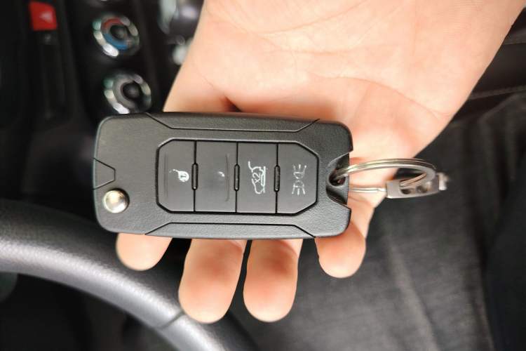 Used Jeep Renegade 2017 180T Automatic High-Energy Version Vehicle Key