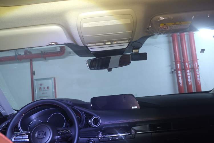 Used Mazda 3 Axela 2025 Model, 2.0L Automatic, Quality Excellence Edition Headliner