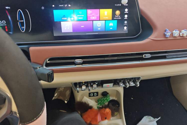 Used ORA Good Cat 2021 400km Standard Range Venus Edition Lithium Iron Phosphate
