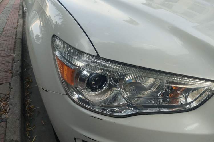 Used Mitsubishi ASX 2013 2.0L CVT Two-Wheel Drive Elite Edition