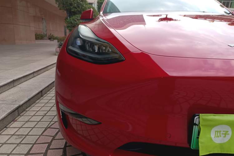 Used Tesla Model Y 2022 Long-Range All-Wheel-Drive Version
