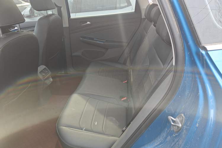 Used Jetta VS7 2020 1.4T Automatic Glory Edition Left Rear Seat