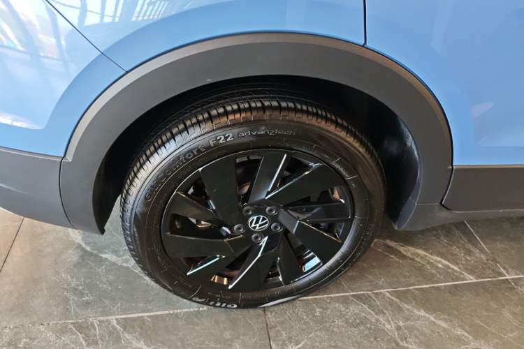 Used Volkswagen Tharu 2025 NewRui 300TSI Prestige Edition