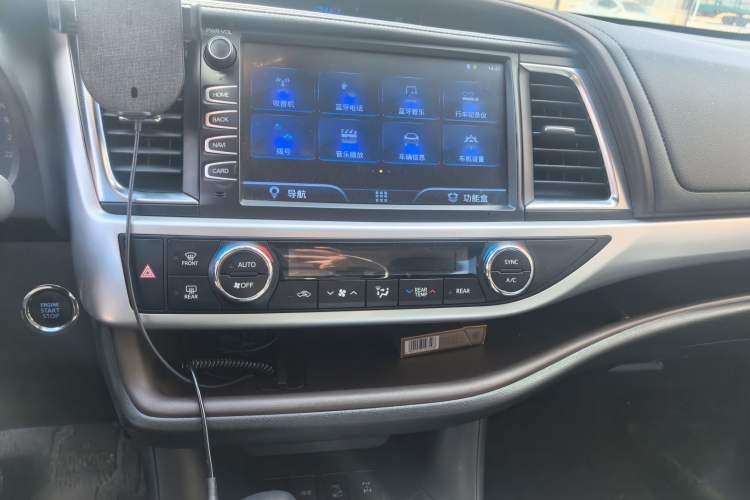 Used Toyota Highlander 2018 2.0T Four-Wheel Drive Luxury Version 7 Seats China VI Standard