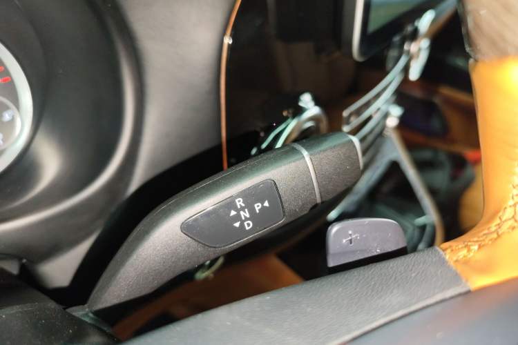 Used Mercedes-Benz Vito 2021 2.0T Business Version 7 Seats
