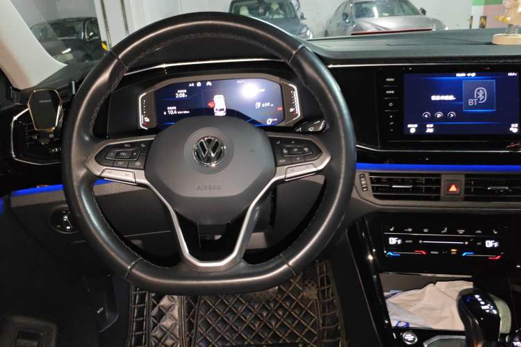 Used Volkswagen Tayron GTE Plug-in Hybrid 2020 1.4T Luxury Model Steering Wheel