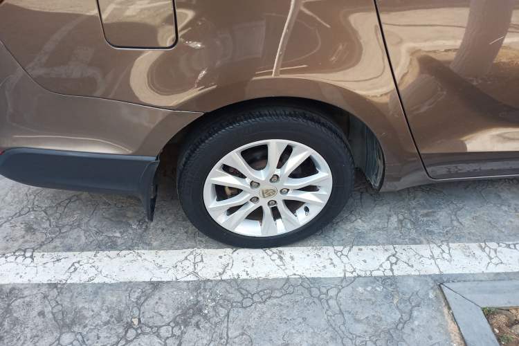 Used Baojun 730 2016 1.5L Manual Standard Version 7 Seats