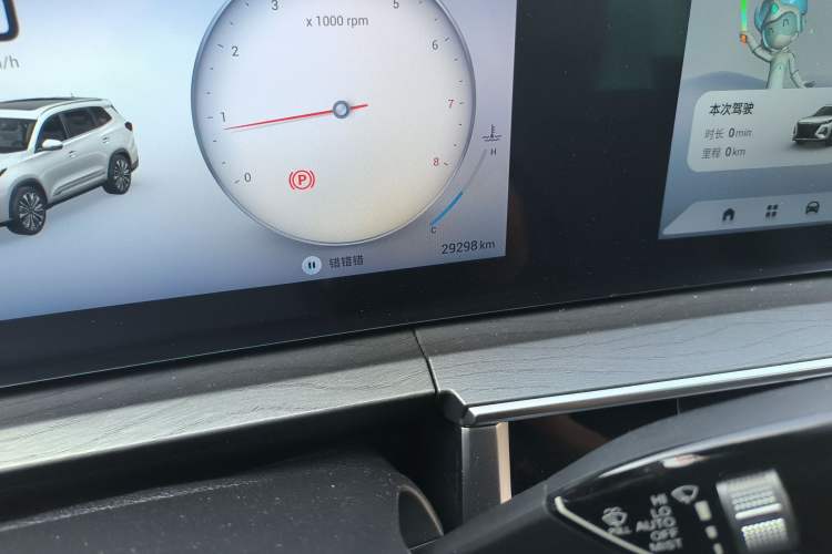 Used Chery Tiggo 8 PRO 2025 290T Two-Wheel-Drive Luxury Edition Odometer Close Up