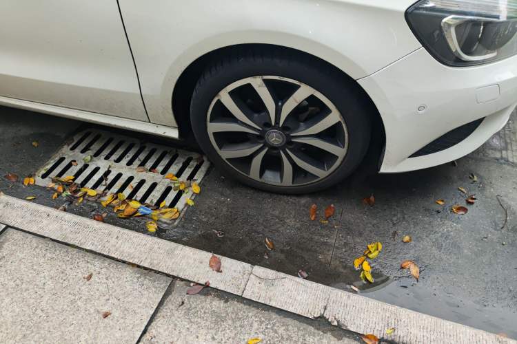 Used Mercedes-Benz A-Class 2015 A 200 Fashion Model