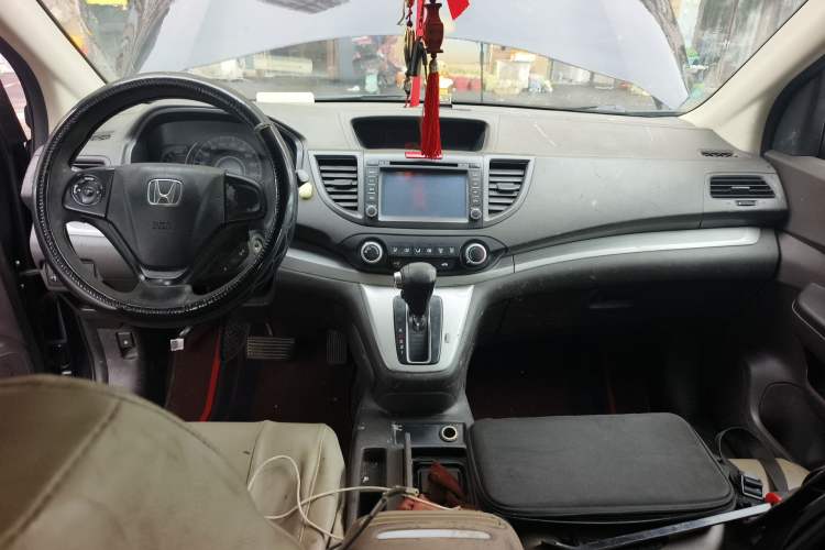 Used Honda CR-V 2012 2.0L two-wheel drive urban version
