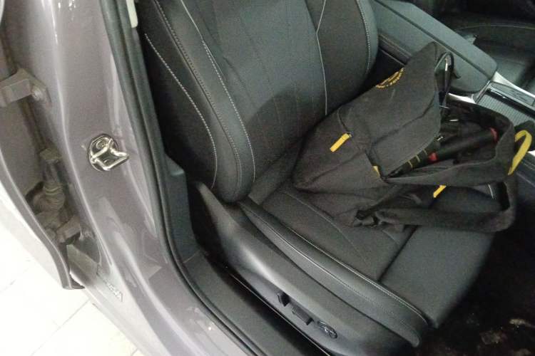 Used Volkswagen Passat 2025 Pro 380TSI Dragon Supreme Edition
