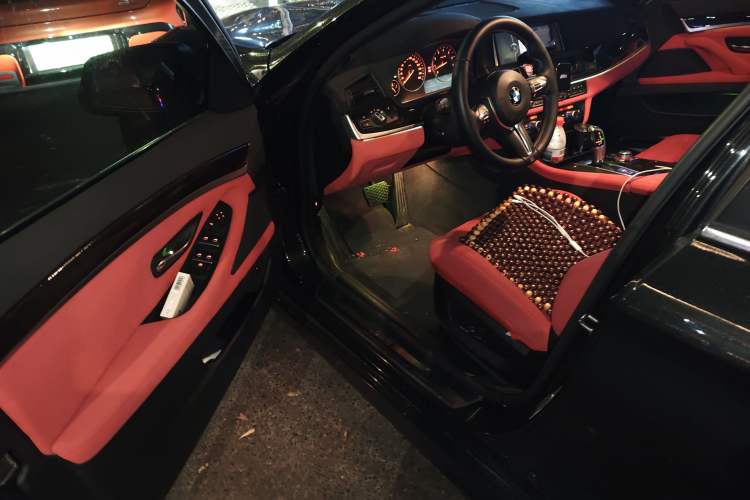 Used BMW 5 Series 2011 523Li Luxury Model