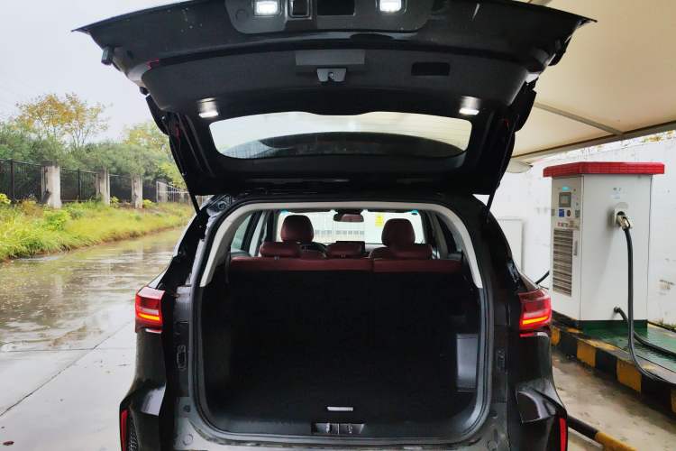 Used JETOUR X70 2024 1.5T DCT Enjoyment Edition 5 Seats