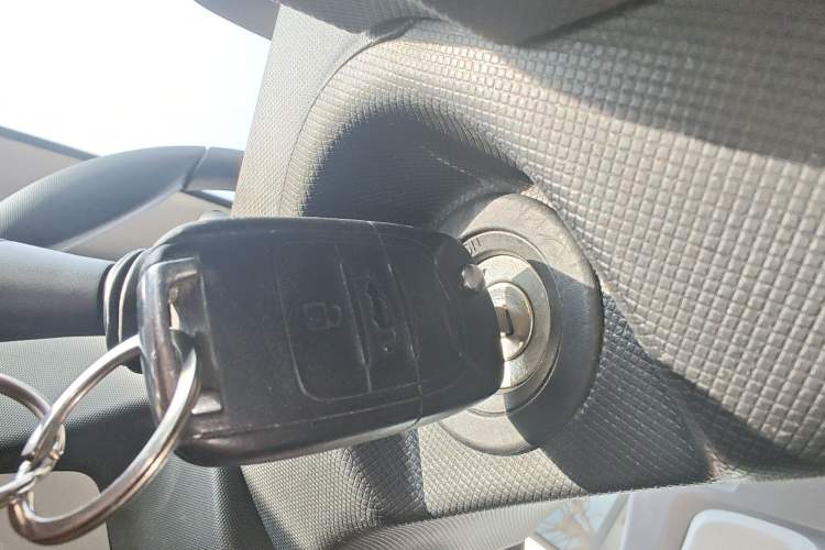 Used Wuling Hongguang MINIEV 2021 Macaron Fashion Model Lithium Iron Phosphate