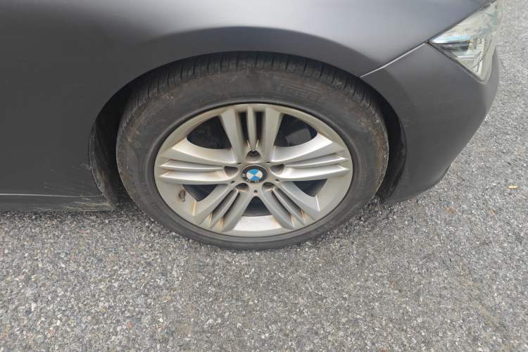 Used BMW 3 Series 2018 318Li Right Front Wheel Hub