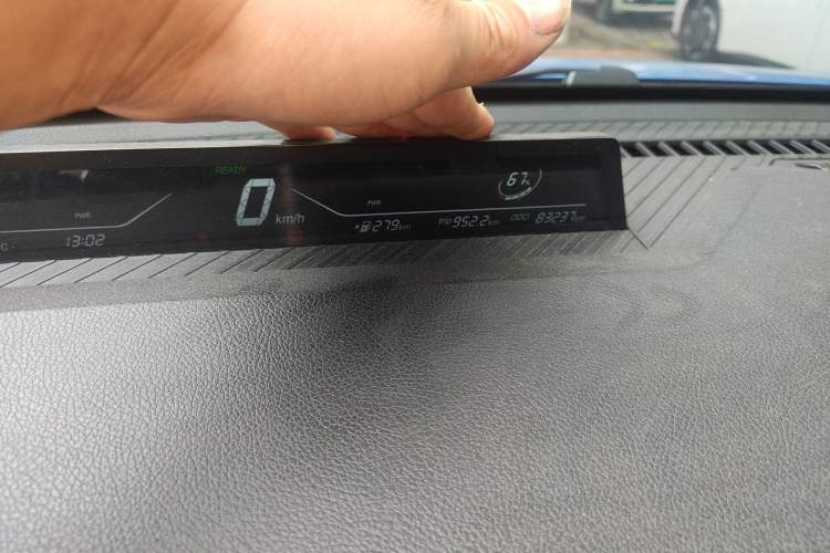 Used NETA V 2021 Long-Range Entertainment Edition Upgrade Model