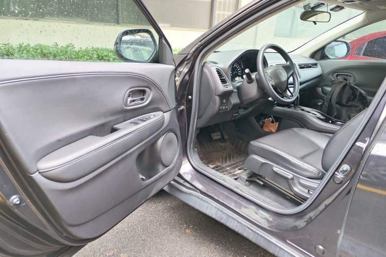 Used Honda Vezel 2019 220 TURBO CVT Luxury Edition China VI