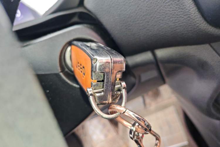 Used Jeep Renegade 2017 180T Automatic High-Energy Version