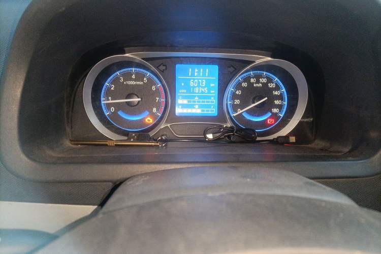 Used Suzuki Wagon R X5 2015 1.4L Cruise Model China IV
