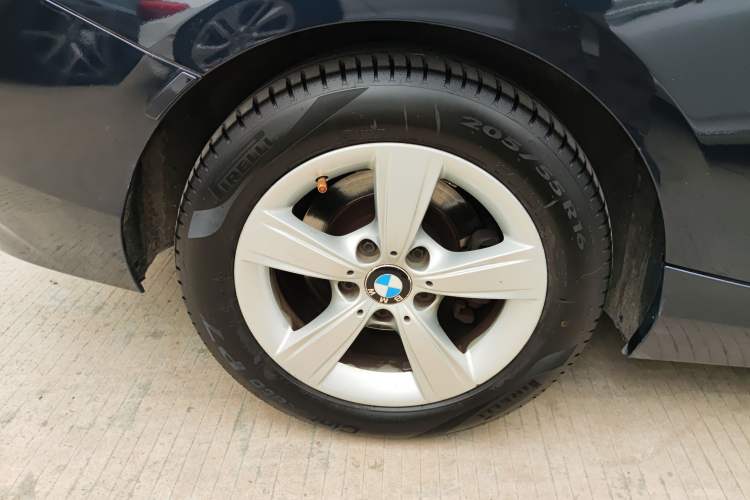 Used BMW 2 Series 2014 220i Leading Model Right Rear Wheel Hub