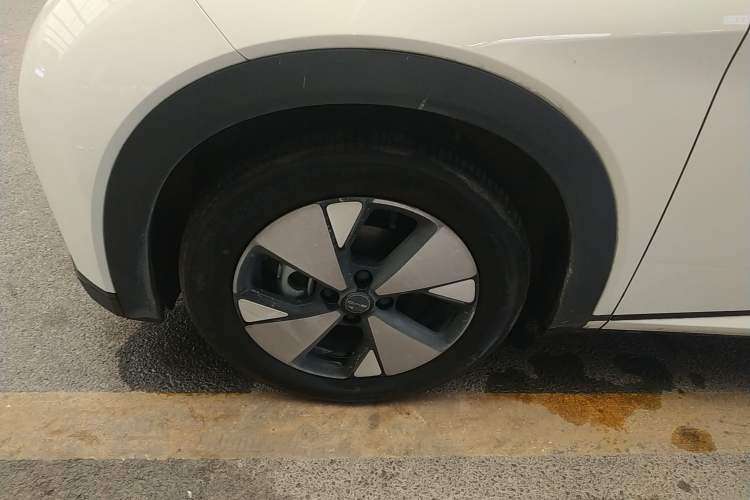 Used BYD Dolphin 2023 420 km Fashion Edition
