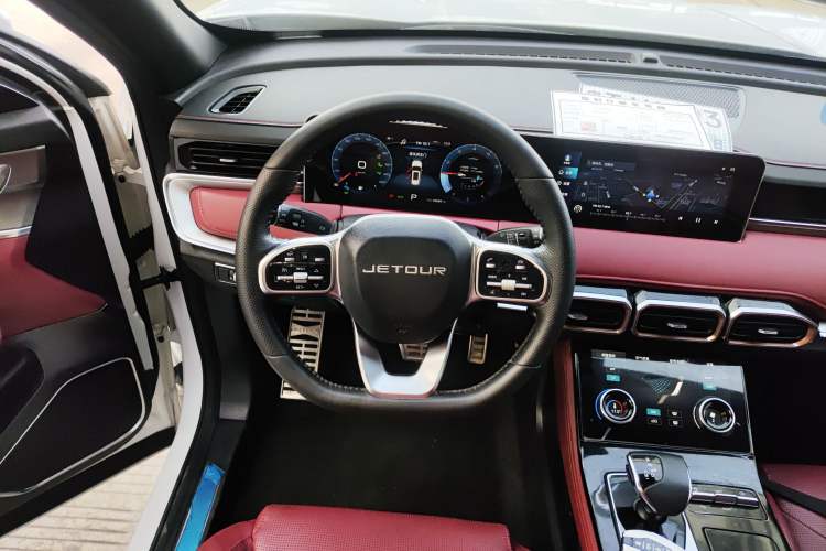 Used JETOUR X70 PLUS 2021 1.6T DCT Pro 7-seater