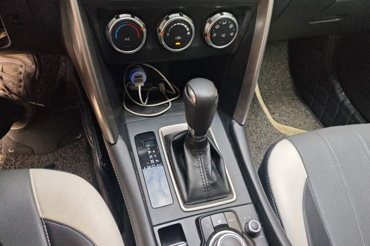 Used Mazda CX-4 2018 2.0L Automatic Two-Wheel Drive Blue Sky Dynamic Version China V Standard
