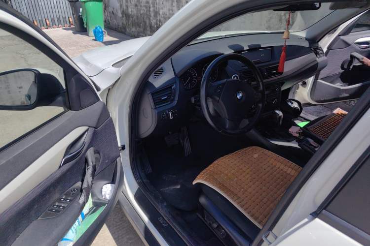 Used BMW X1 2012 sDrive18i Fashion Model