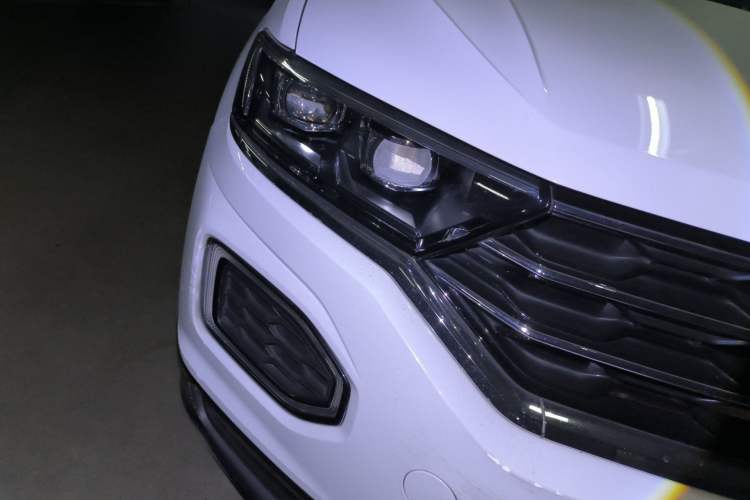 Used Volkswagen T-ROC 2020 280TSI DSG Two-Wheel Drive Comfort Version