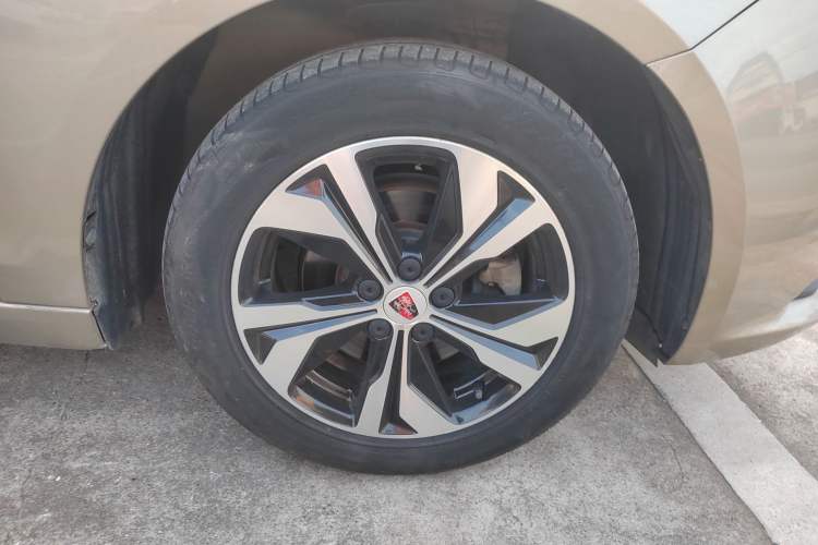 Used Roewe 360 2017 1.5L Automatic Luxury Edition