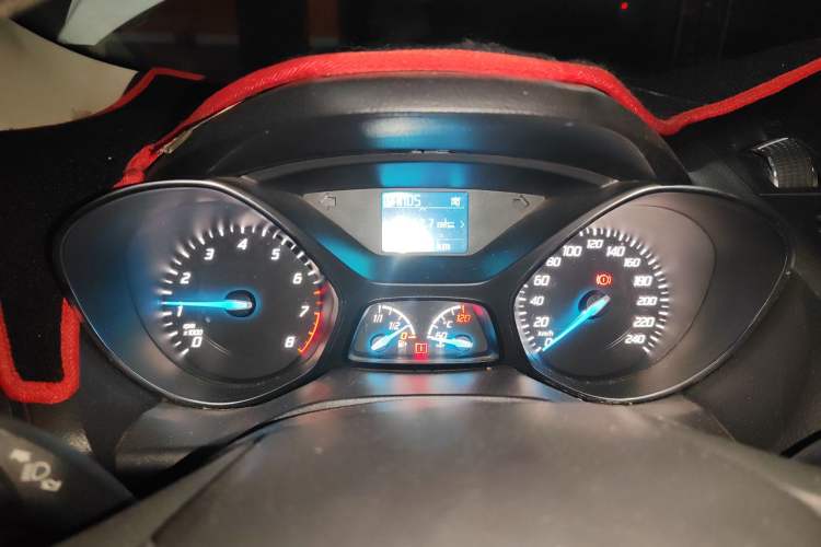 Used Ford Kuga 2013 1.6L GTDi Two-Wheel-Drive Trend Model