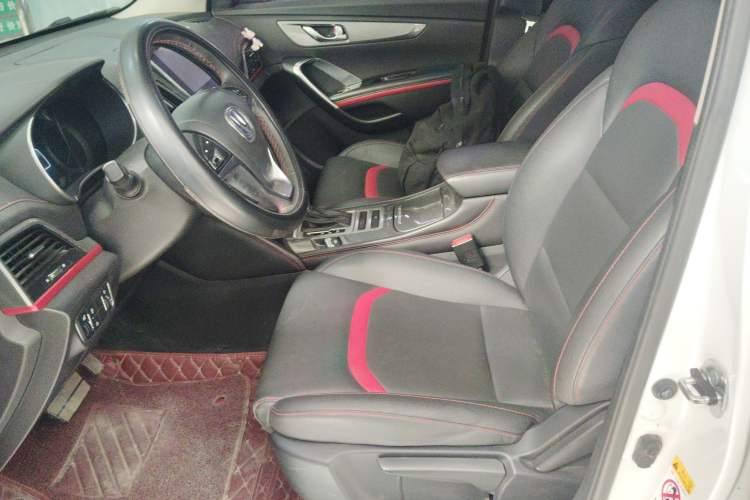 Used CHANGAN CS55 2018 1.5T Automatic Colorful Edition China V Standard
