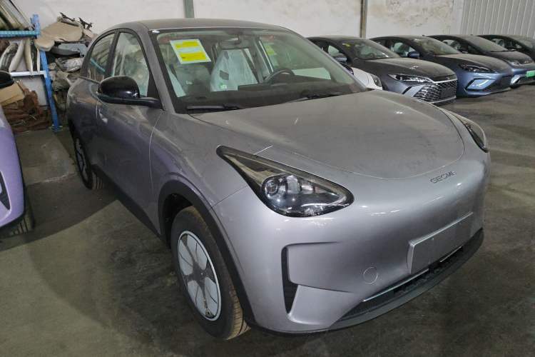 Used Geely Galaxy Geome 2026 Model 410km Carefree Edition Front Right 45 Deg
