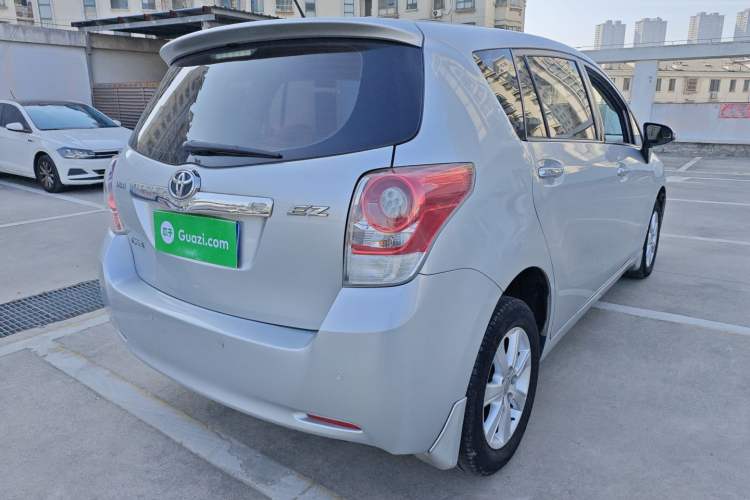 Used Toyota Verso 2014 Starlight 180E CVT Elite Edition
