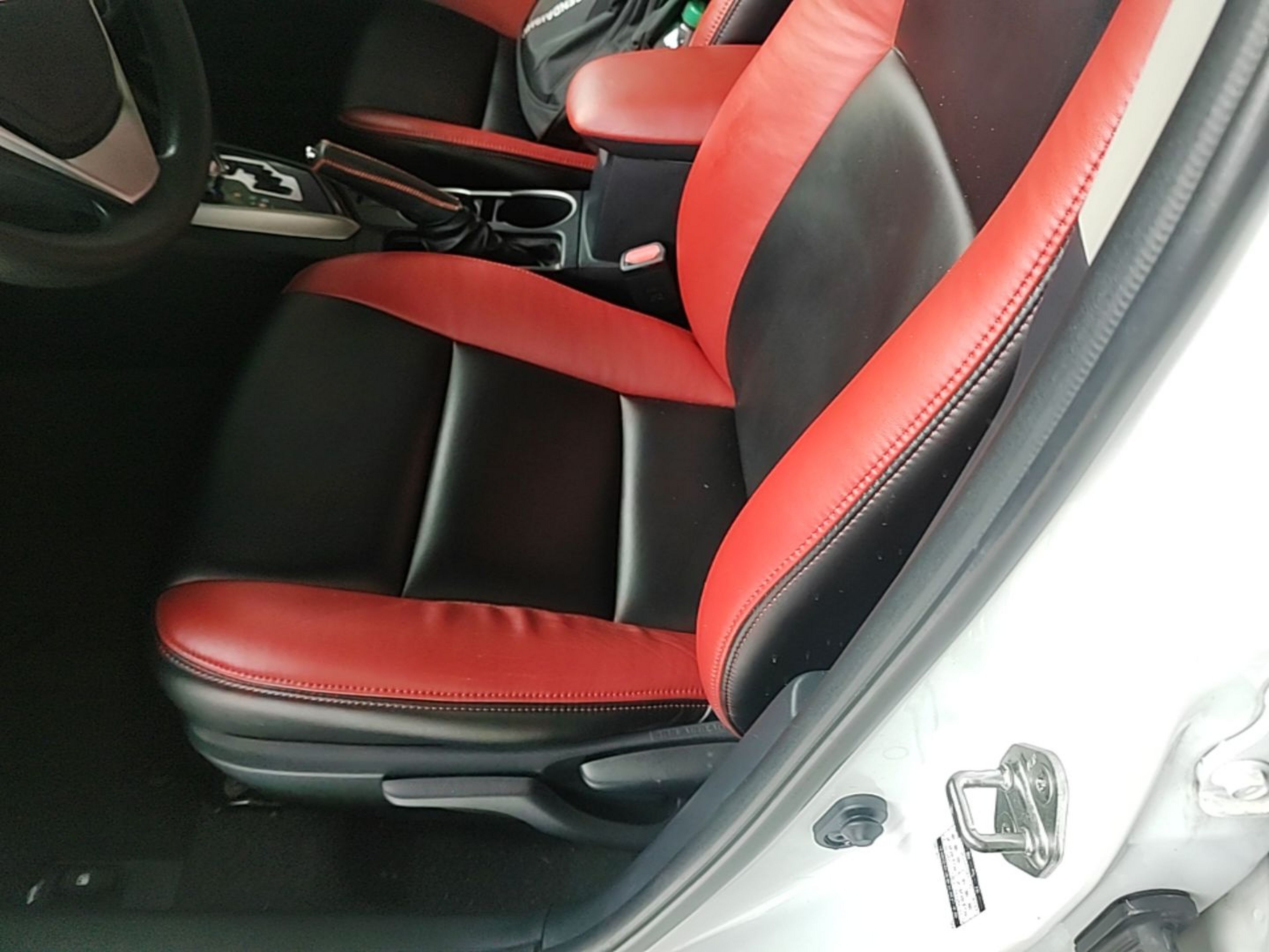 Vordere Reihe im Auto