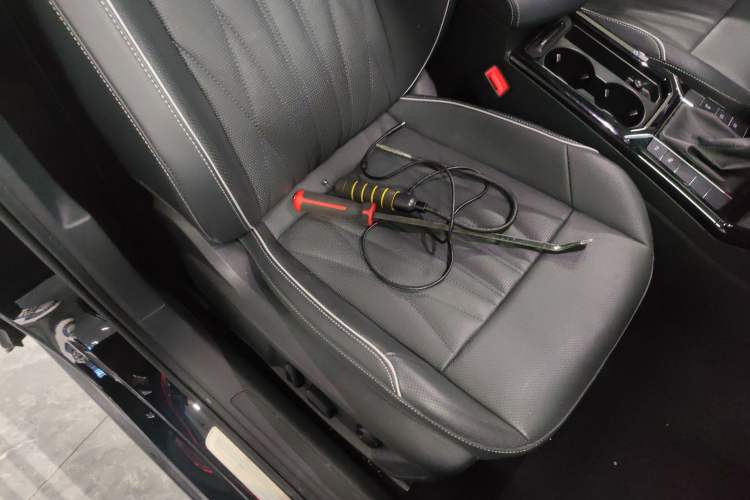 Used Volkswagen Passat 2022 330TSI Starry Luxury Edition Right Front Seat