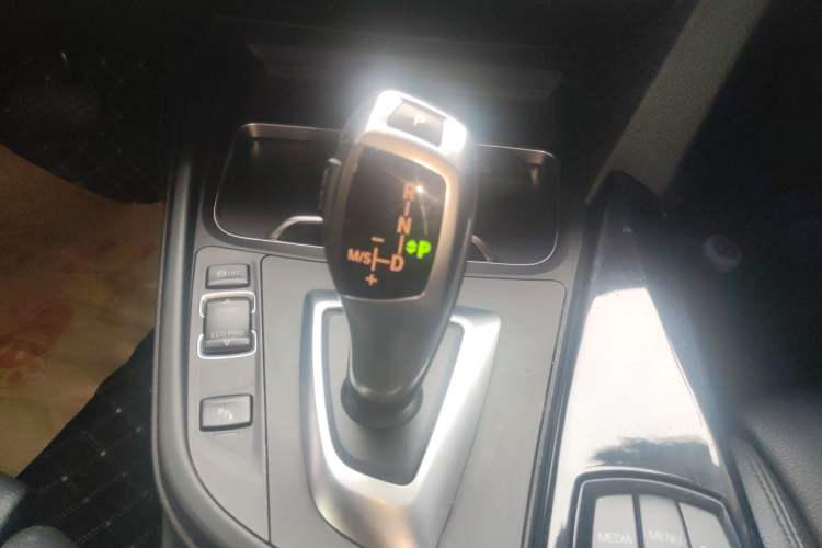 Used BMW 3 Series GT 2018 320i Sport Edition
