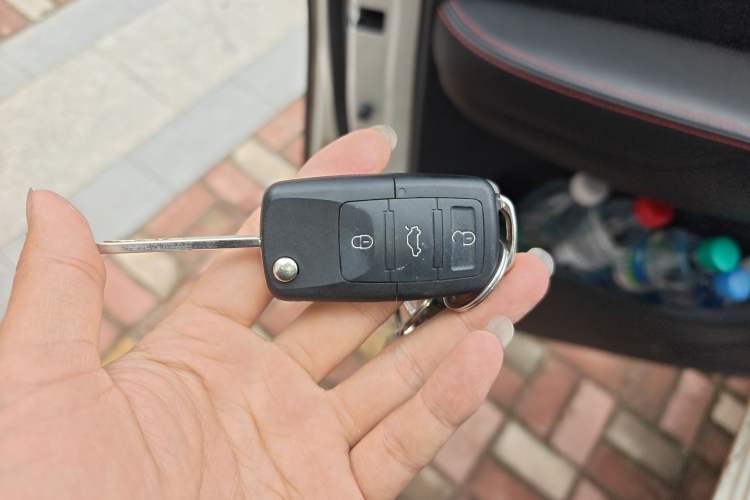 Used CHANGAN KAICHENG Ruixing S50 2018 S50V 1.5L Logistics Version 7 Seats China VI Standard Vehicle Key