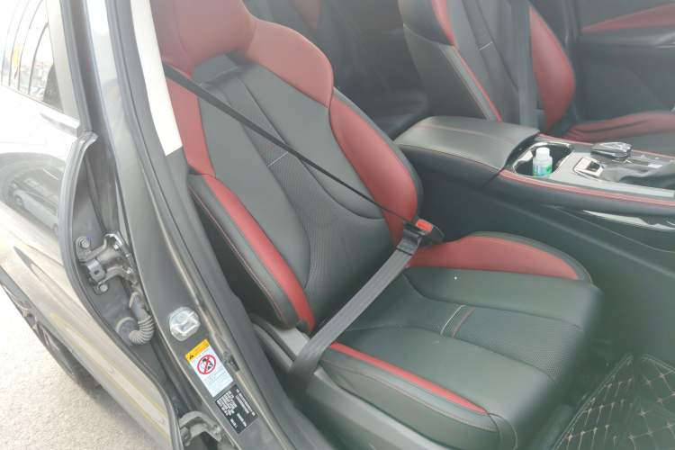 Used CHANGAN OSHAN X5 2021 1.5T DCT Flagship Edition Right Front Seat