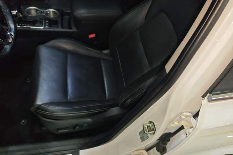 Used Kia KX5 2016 1.6T Automatic Two-Wheel Drive Premium Left Front Seat