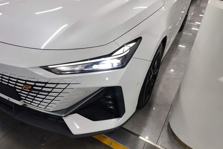 Used CHANGAN UNI-V 2022 1.5T Smart Navigation Version