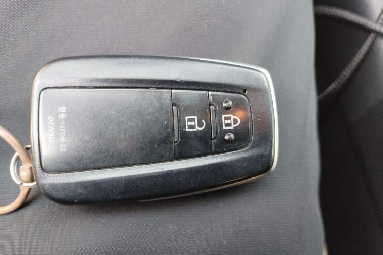 Used Toyota RAV4 2021 2.0L CVT Two-Wheel Drive Fashion PLUS Edition