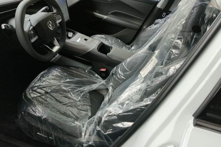 Used CHANGAN Eado PHEV 2025 Smart New Blue Whale 145KM Battleship Edition