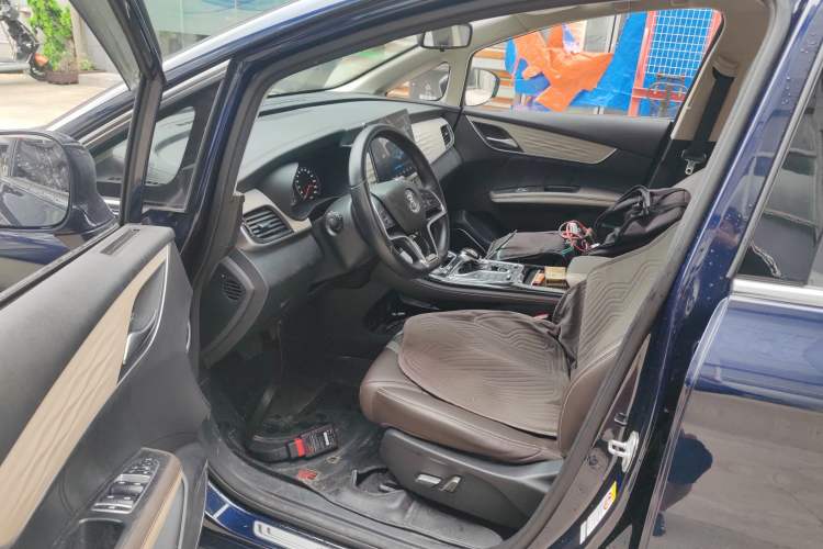 Used BYD Song MAX New Energy 2022 DM-i 105KM Flagship Model Driver Seat