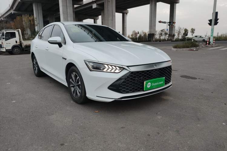 Used BYD Qin PLUS 2024 HONOR Edition DM-i 55KM Leading Model
