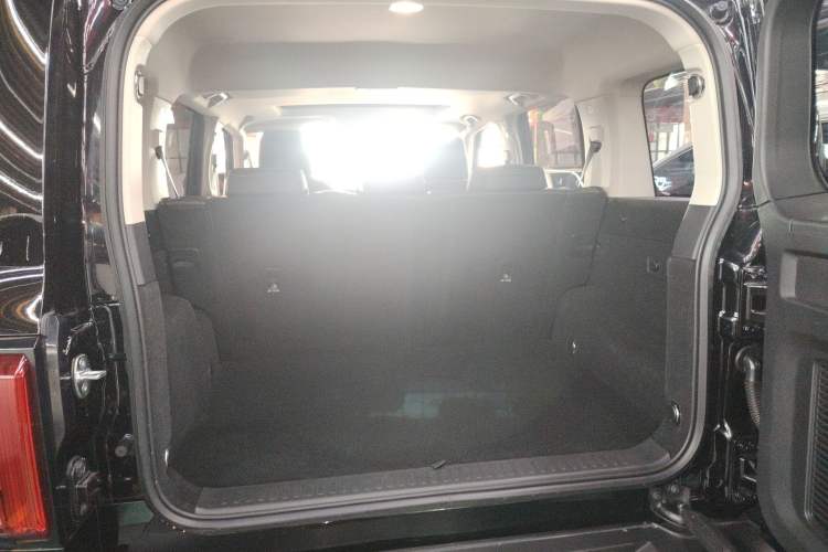 Used Tank 300 2023 Off-Road Edition 2.0T Conqueror Trunk